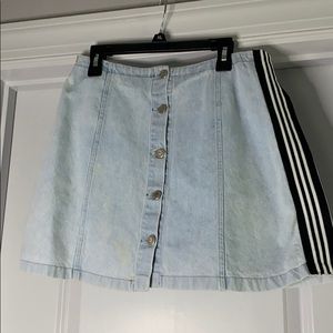 thrifted denim skirt